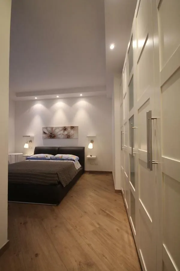 Villa Savina Appartamenti 里乔内