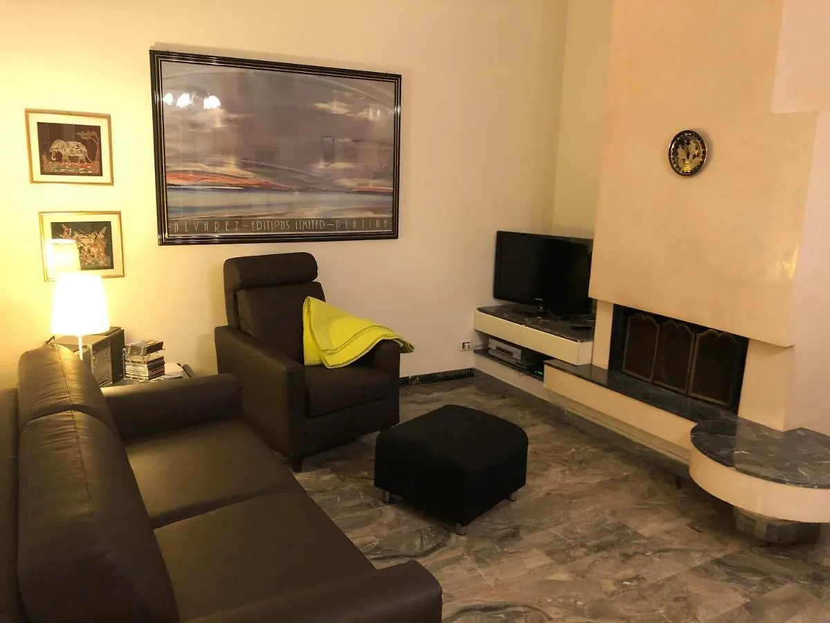 Villa Savina Appartamenti 0*, Riccione